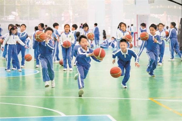 银丰配资 在园在校少儿学生医保开始参保 每人每年461.4元，集中参保期截至10月31日